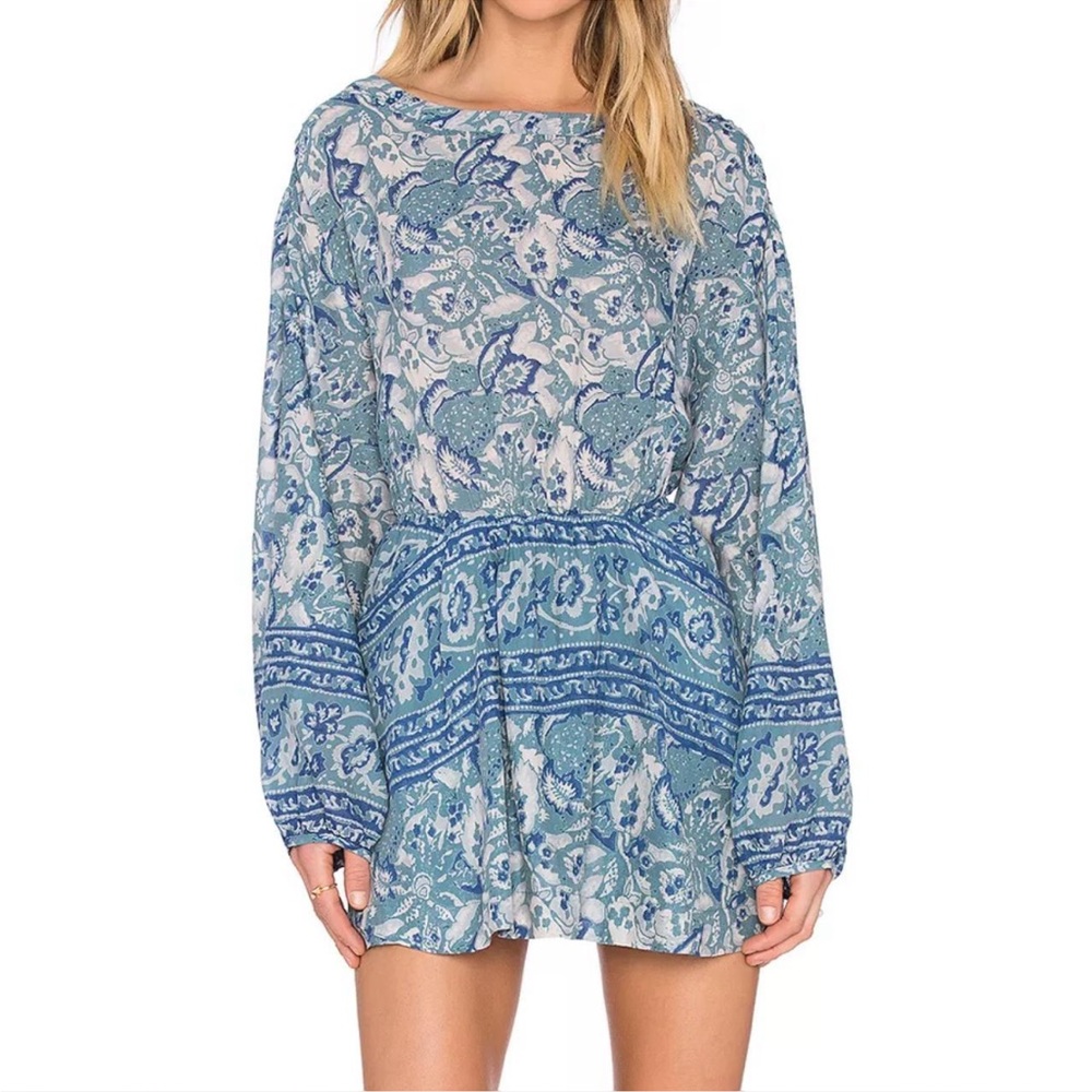 Free People Washed Blue Silver Sun Floral Blouson Open Back Dress, size large! 💙